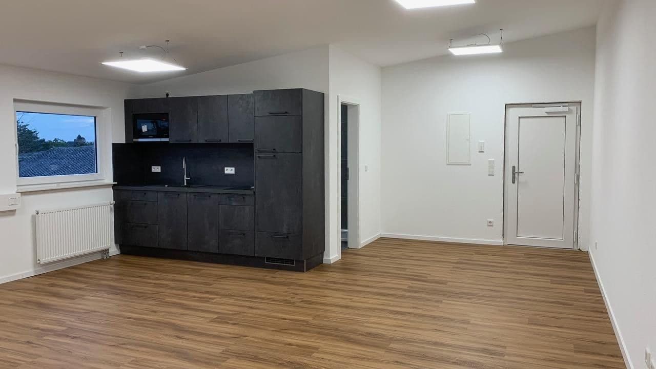 Pronájem kanceláře 74 m², Griesheim, Hessen Pronájem kanceláře 74 m², Griesheim, Hessen