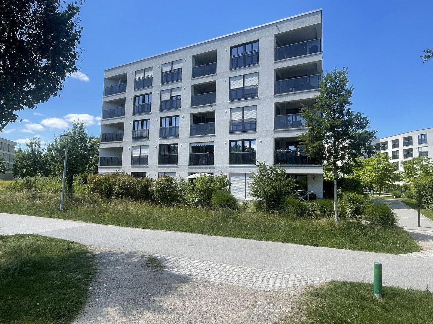 Prodej bytu 4+1 95 m², Freihamer Weg 104, München, Bavorsko Prodej bytu 4+1 95 m², Freihamer Weg 104, München, Bavorsko