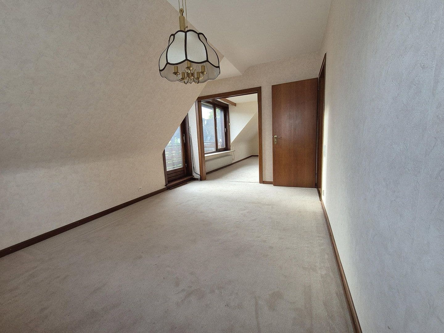 Prodej domu 157 m², pozemek 700 m², Barsbüttel, Šlesvicko-Holštýnsko Prodej domu 157 m², pozemek 700 m², Barsbüttel, Šlesvicko-Holštýnsko