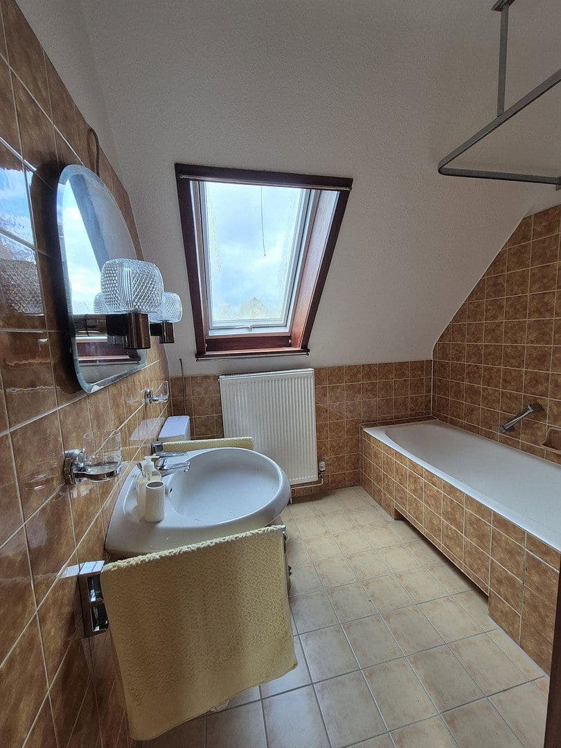Prodej domu 157 m², pozemek 700 m², Barsbüttel, Šlesvicko-Holštýnsko Prodej domu 157 m², pozemek 700 m², Barsbüttel, Šlesvicko-Holštýnsko