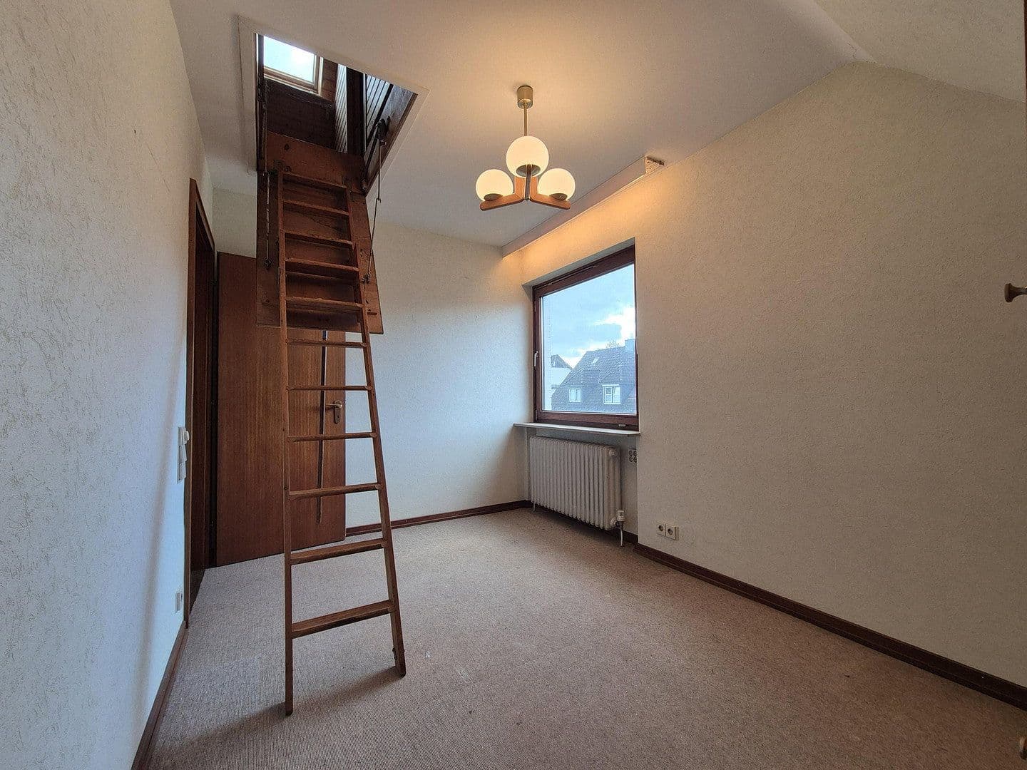 Prodej domu 157 m², pozemek 700 m², Barsbüttel, Šlesvicko-Holštýnsko Prodej domu 157 m², pozemek 700 m², Barsbüttel, Šlesvicko-Holštýnsko