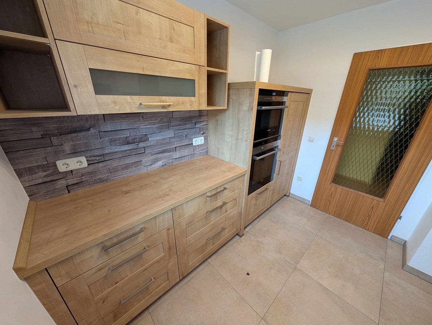 Prodej domu 195 m², pozemek 1.181 m², Mozartstraße 1, Au in der Hallertau, Bavorsko Prodej domu 195 m², pozemek 1.181 m², Mozartstraße 1, Au in der Hallertau, Bavorsko