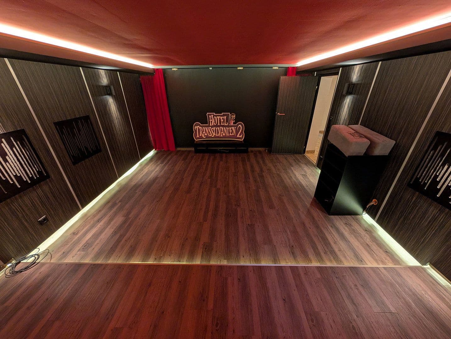 Prodej domu 195 m², pozemek 1.181 m², Mozartstraße 1, Au in der Hallertau, Bavorsko Prodej domu 195 m², pozemek 1.181 m², Mozartstraße 1, Au in der Hallertau, Bavorsko