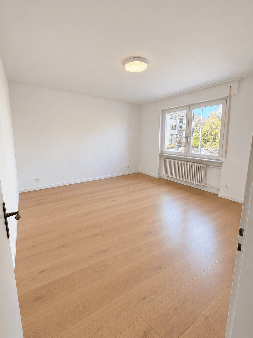 Pronájem bytu 4+1 118 m², Baden-Baden, Bádensko-Württembersko Pronájem bytu 4+1 118 m², Baden-Baden, Bádensko-Württembersko