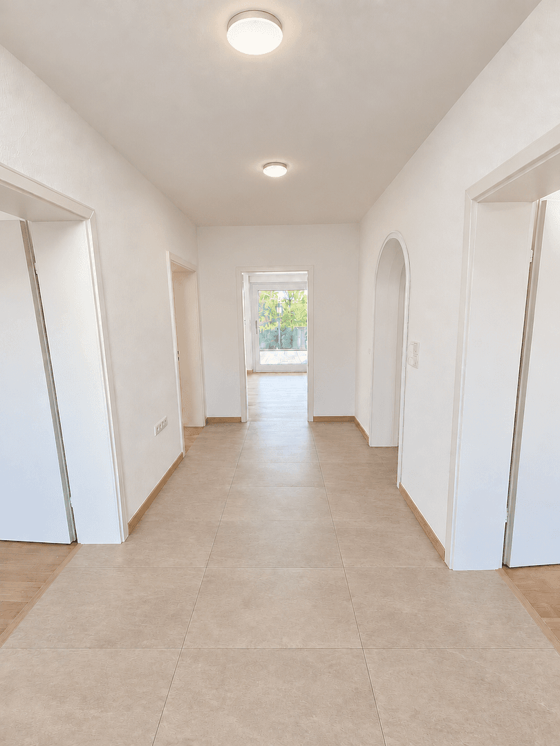 Pronájem bytu 4+1 118 m², Baden-Baden, Bádensko-Württembersko Pronájem bytu 4+1 118 m², Baden-Baden, Bádensko-Württembersko