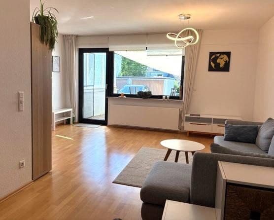 Prodej domu 168 m², pozemek 495 m², Bonn, Severní Porýní-Vestfálsko Prodej domu 168 m², pozemek 495 m², Bonn, Severní Porýní-Vestfálsko