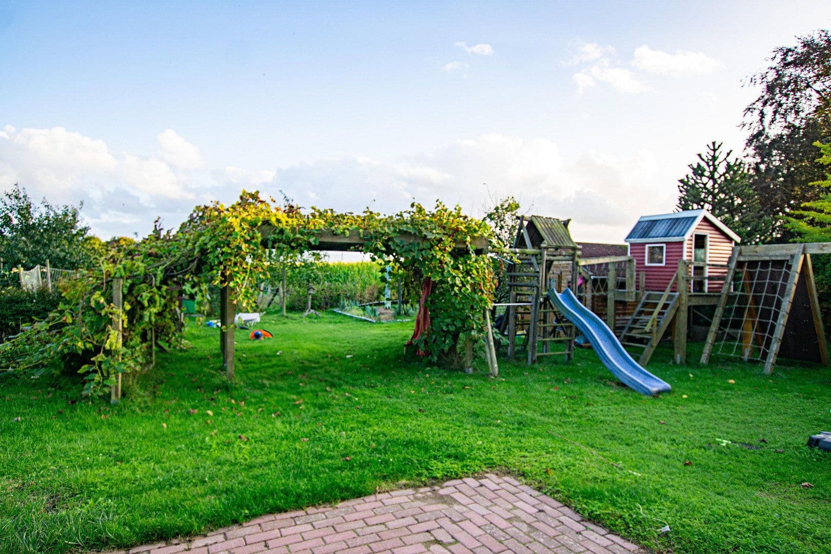 Prodej domu 216 m², pozemek 873 m², Wesenberg, Šlesvicko-Holštýnsko Prodej domu 216 m², pozemek 873 m², Wesenberg, Šlesvicko-Holštýnsko