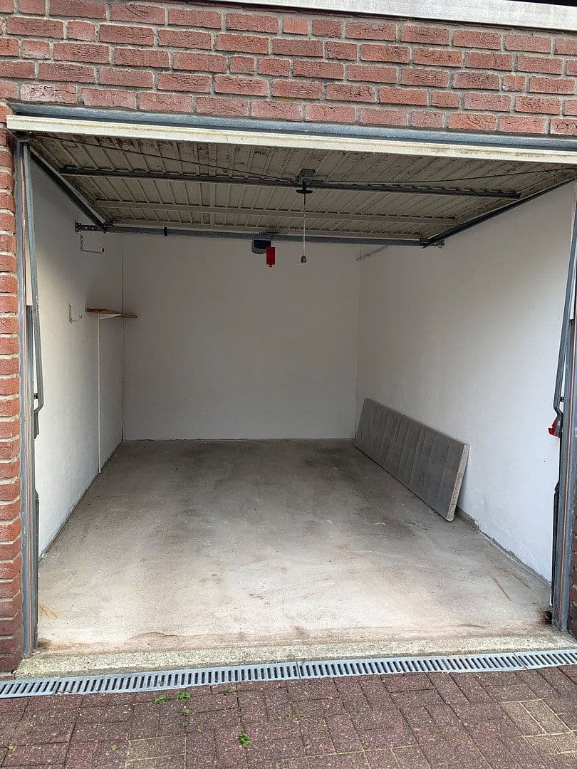 Pronájem bytu 2+1 82 m², Bad Lippspringe, Severní Porýní-Vestfálsko Pronájem bytu 2+1 82 m², Bad Lippspringe, Severní Porýní-Vestfálsko