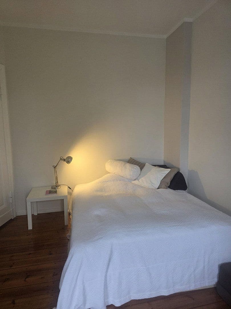 Pronájem bytu 2+1 56 m², Fritz - Zubeil Str. 13 - 15, Potsdam Babelsberg, Braniborsko Pronájem bytu 2+1 56 m², Fritz - Zubeil Str. 13 - 15, Potsdam Babelsberg, Braniborsko
