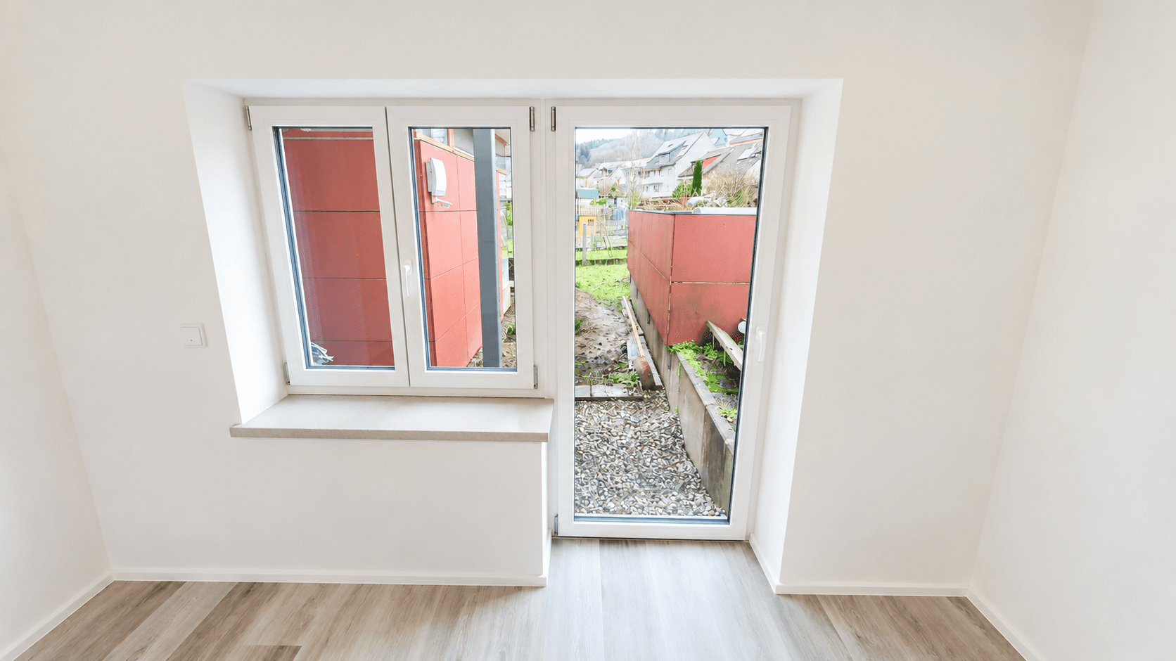 Pronájem bytu 2+1 70 m², Rheinstraße 14, Gailingen am Hochrhein, Bádensko-Württembersko Pronájem bytu 2+1 70 m², Rheinstraße 14, Gailingen am Hochrhein, Bádensko-Württembersko