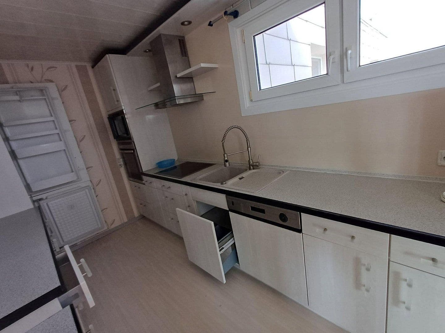 Pronájem bytu 3+kk 82 m², Schwäbisch Gmünd, Bádensko-Württembersko Pronájem bytu 3+kk 82 m², Schwäbisch Gmünd, Bádensko-Württembersko