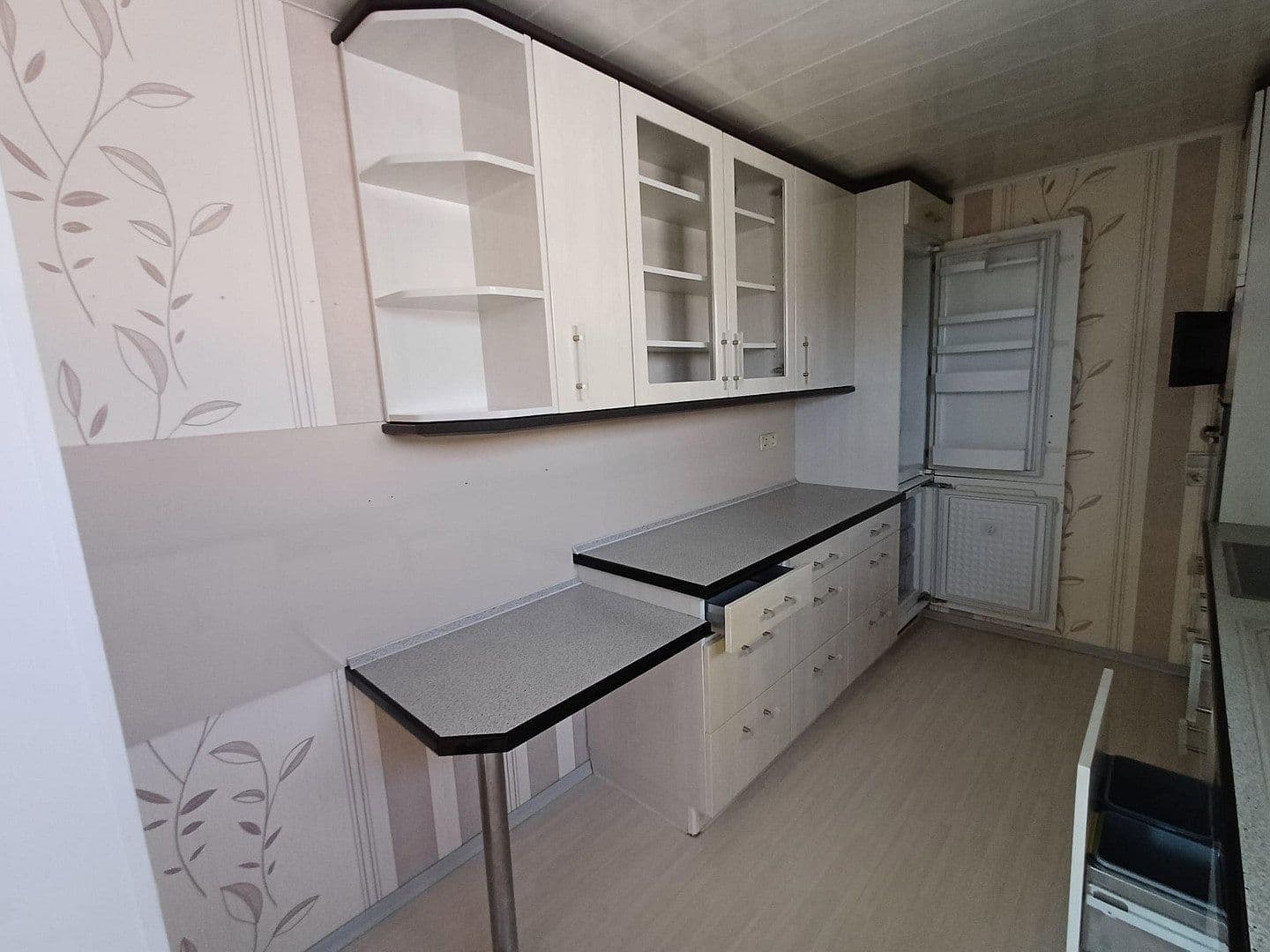 Pronájem bytu 3+kk 82 m², Schwäbisch Gmünd, Bádensko-Württembersko Pronájem bytu 3+kk 82 m², Schwäbisch Gmünd, Bádensko-Württembersko
