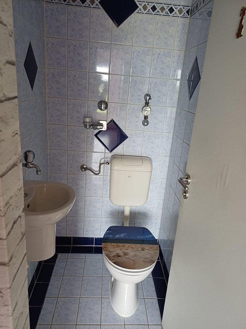 Pronájem bytu 3+kk 82 m², Schwäbisch Gmünd, Bádensko-Württembersko Pronájem bytu 3+kk 82 m², Schwäbisch Gmünd, Bádensko-Württembersko