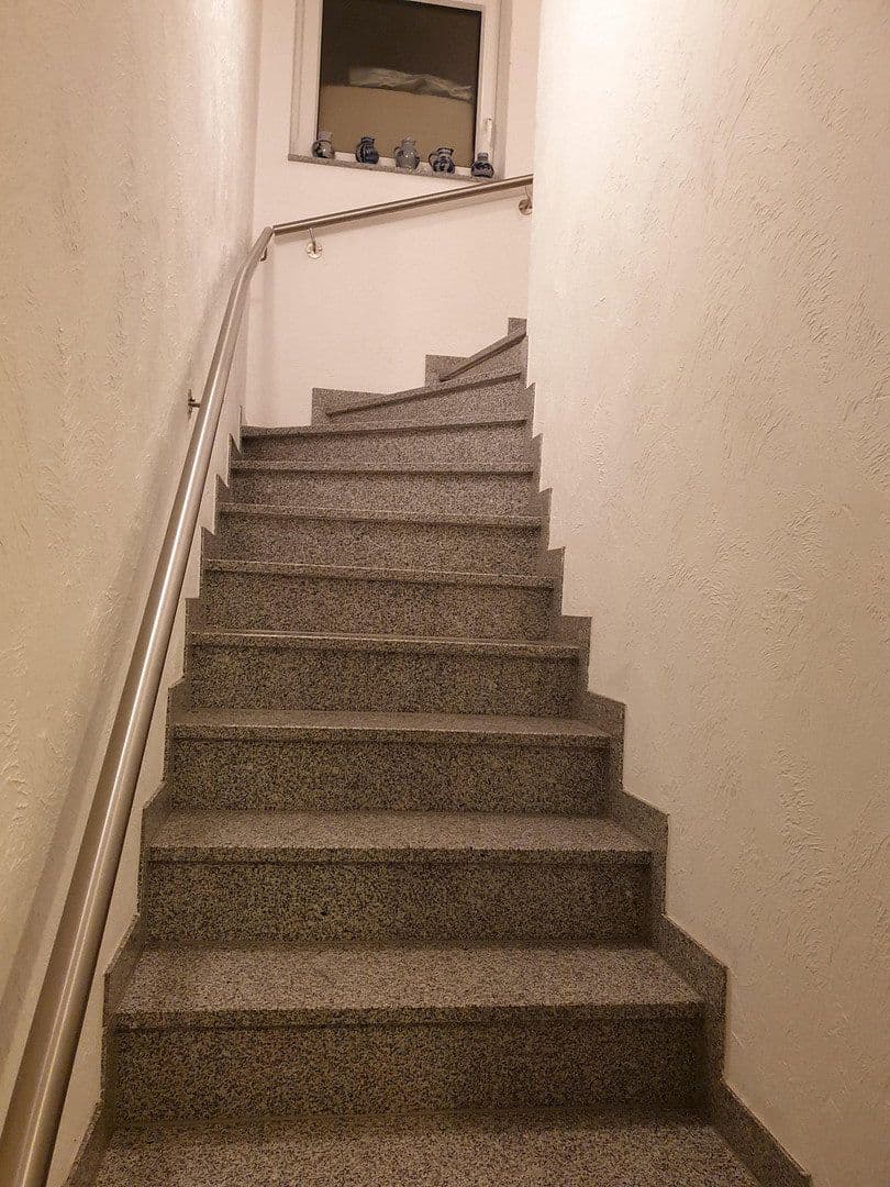 Prodej bytu 3+1 85 m², Langenfeld (Rheinland), Severní Porýní-Vestfálsko Prodej bytu 3+1 85 m², Langenfeld (Rheinland), Severní Porýní-Vestfálsko