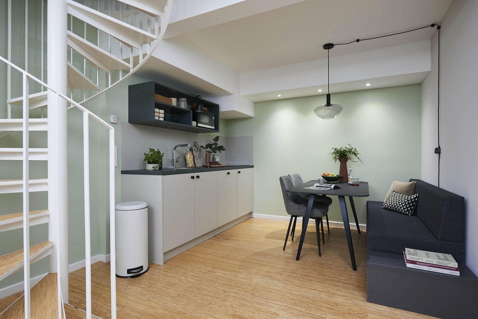 Pronájem bytu 2+1 45 m², Berlin, Berlín Pronájem bytu 2+1 45 m², Berlin, Berlín