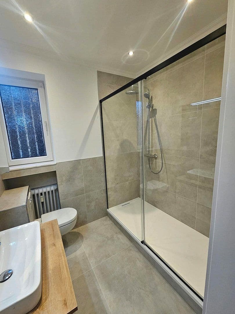 Pronájem bytu 5+kk 137 m², Krefeld - Bockum, Severní Porýní-Vestfálsko Pronájem bytu 5+kk 137 m², Krefeld - Bockum, Severní Porýní-Vestfálsko