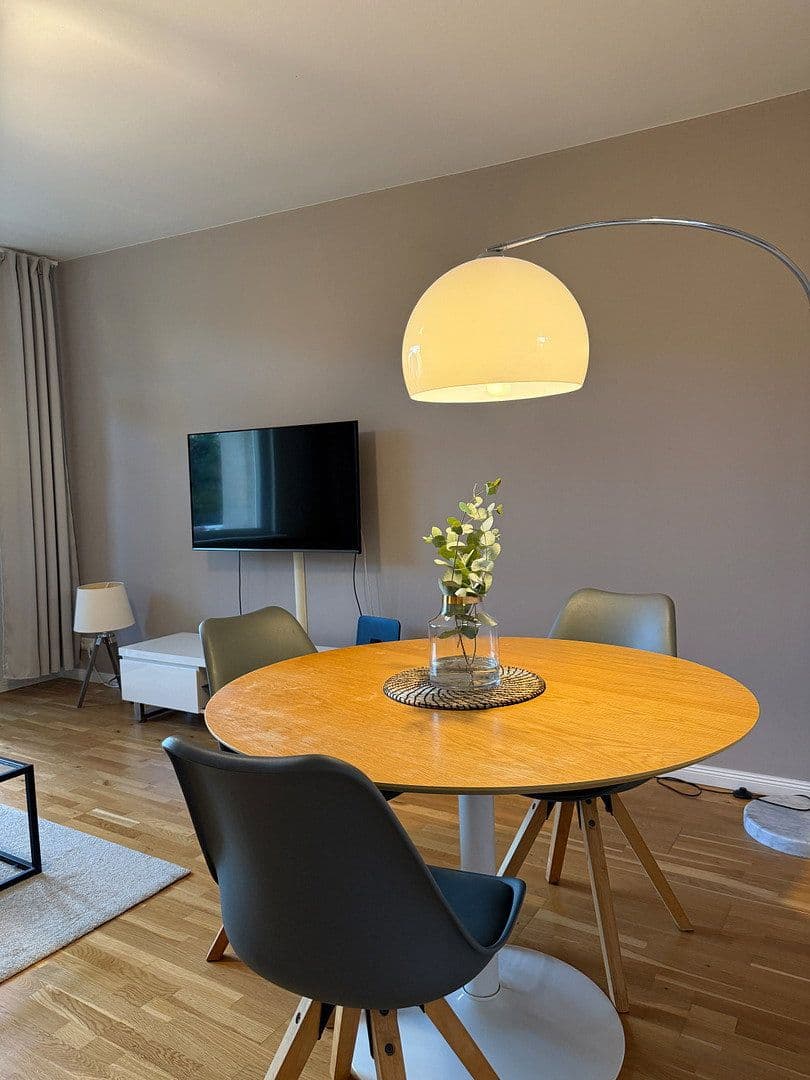 Pronájem bytu 2+1 57 m², Berlin-Steglitz, Berlín Pronájem bytu 2+1 57 m², Berlin-Steglitz, Berlín
