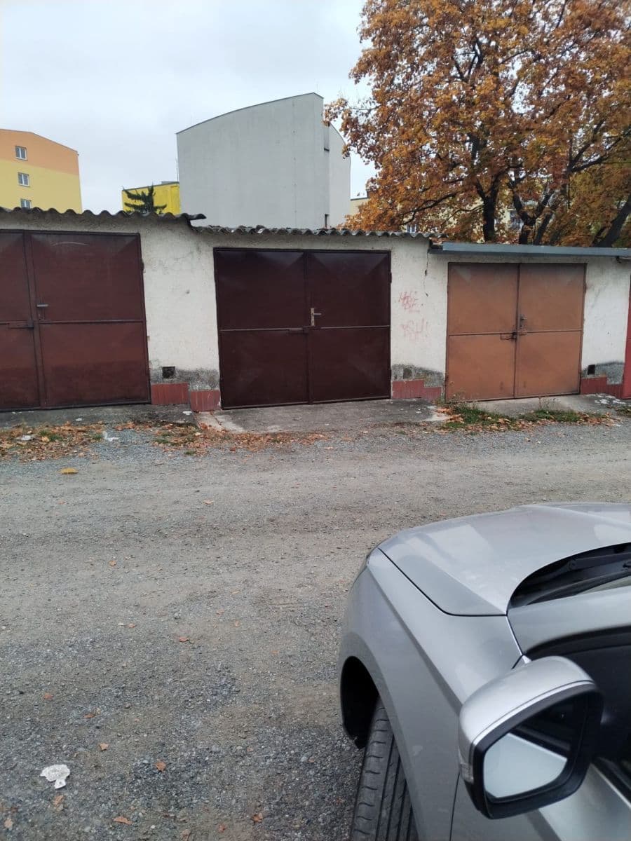 Prodej garáže 20 m², Plzeň, Plzeňský kraj Prodej garáže 20 m², Plzeň, Plzeňský kraj
