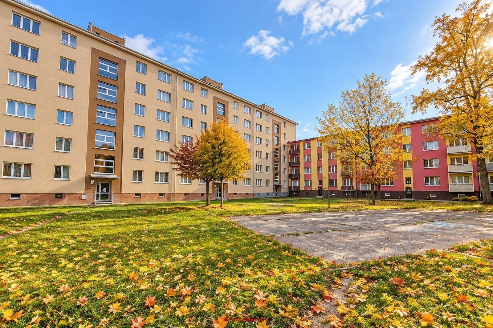 Pronájem bytu 2+1 53 m², Kosmonautů, Karviná, Moravskoslezský kraj Pronájem bytu 2+1 53 m², Kosmonautů, Karviná, Moravskoslezský kraj
