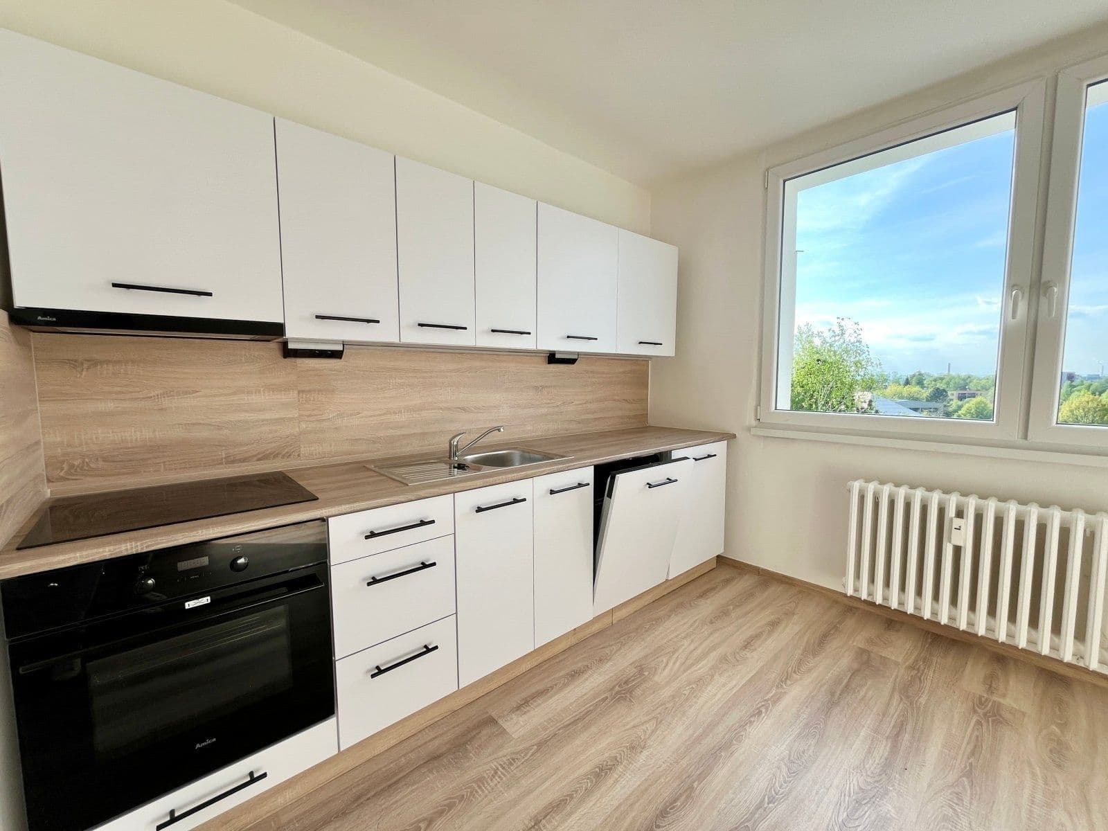 Pronájem bytu 2+1 59 m², Bruzovská, Frýdek-Místek, Moravskoslezský kraj Pronájem bytu 2+1 59 m², Bruzovská, Frýdek-Místek, Moravskoslezský kraj