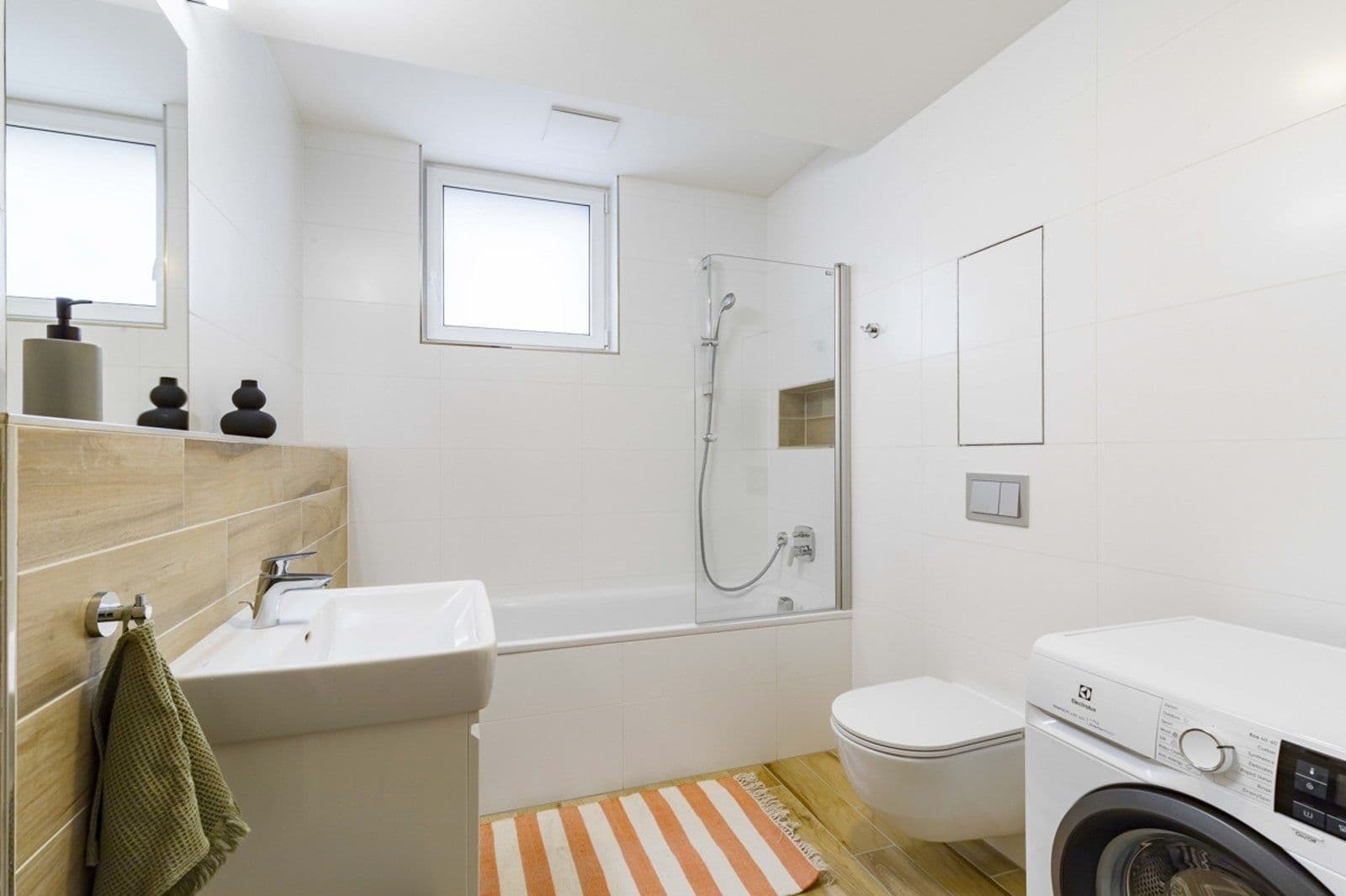 Pronájem bytu 2+kk 55 m², U Pergamenky, Praha, Praha Pronájem bytu 2+kk 55 m², U Pergamenky, Praha, Praha