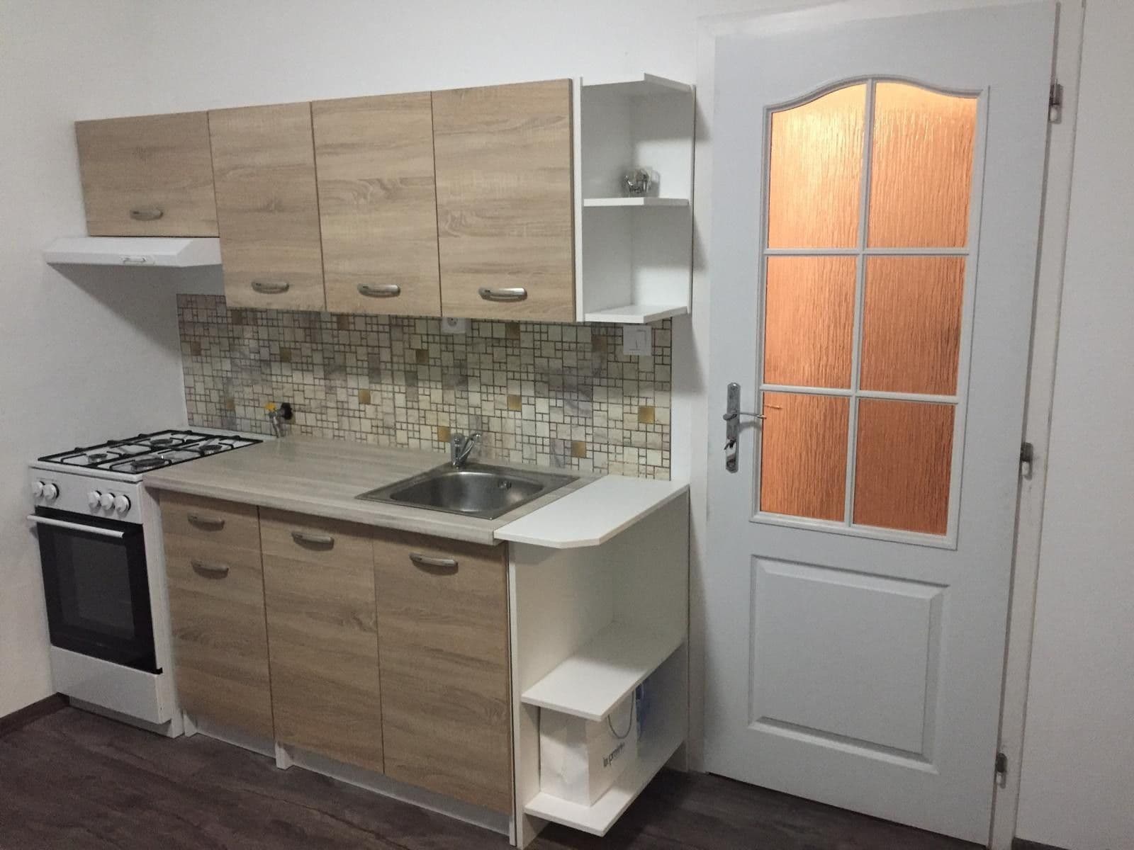 Pronájem bytu 1+1 41 m², Kaštanová, Rosice, Jihomoravský kraj Pronájem bytu 1+1 41 m², Kaštanová, Rosice, Jihomoravský kraj
