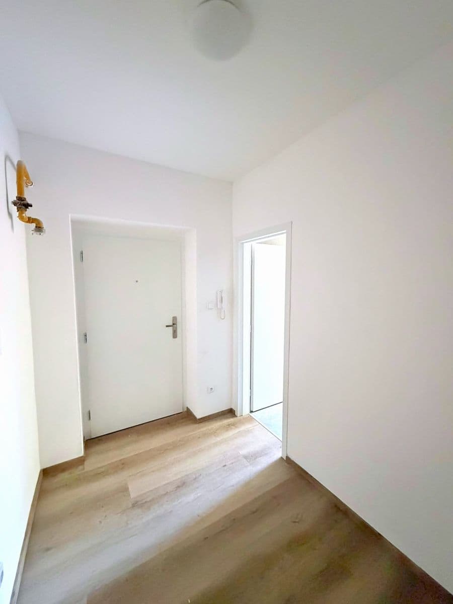 Prodej bytu 2+kk 52 m², Palackého třída, Nymburk, Středočeský kraj Prodej bytu 2+kk 52 m², Palackého třída, Nymburk, Středočeský kraj