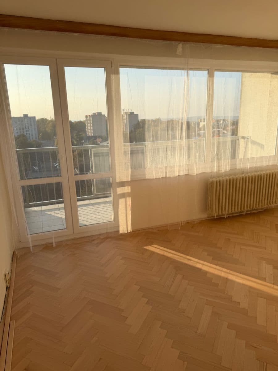Pronájem bytu 2+1 70 m², K Ládví, Praha, Praha Pronájem bytu 2+1 70 m², K Ládví, Praha, Praha