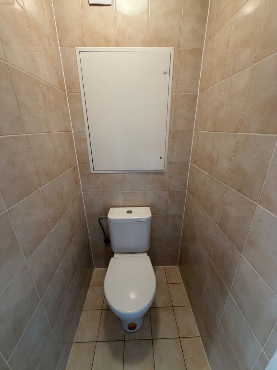 Pronájem bytu 2+1 70 m², K Ládví, Praha, Praha Pronájem bytu 2+1 70 m², K Ládví, Praha, Praha