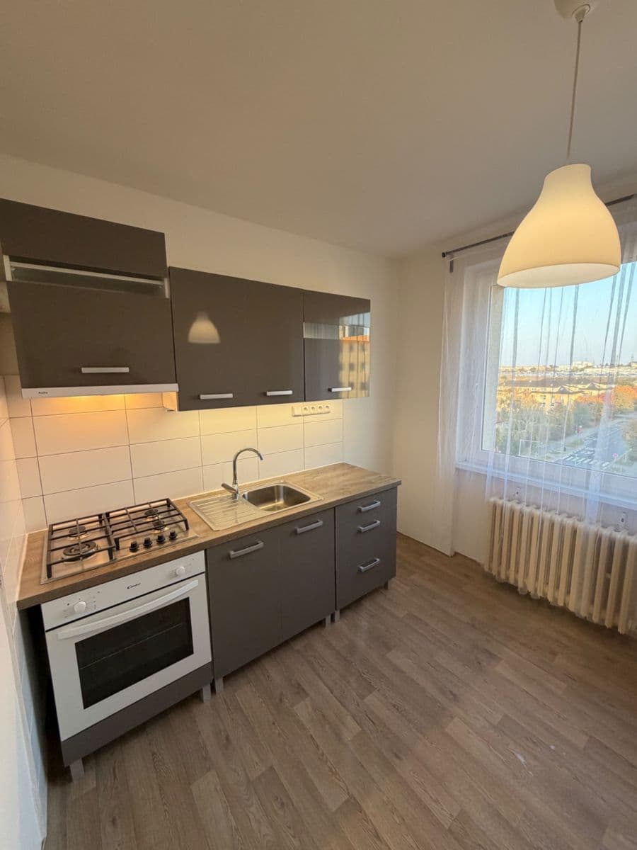 Pronájem bytu 2+1 70 m², K Ládví, Praha, Praha Pronájem bytu 2+1 70 m², K Ládví, Praha, Praha