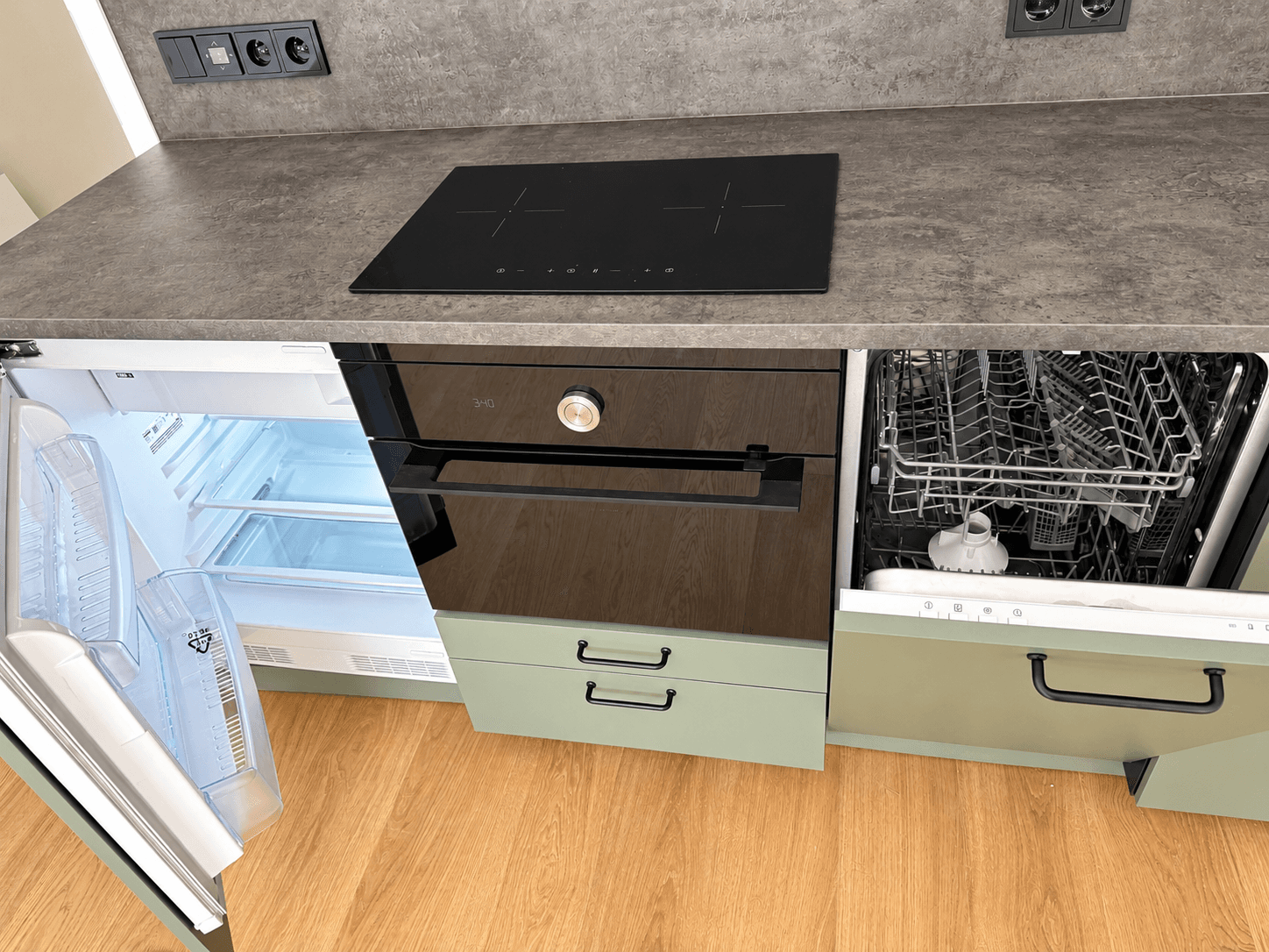 Pronájem bytu 1+kk 44 m², Gočárova třída, Hradec Králové, Královéhradecký kraj Pronájem bytu 1+kk 44 m², Gočárova třída, Hradec Králové, Královéhradecký kraj