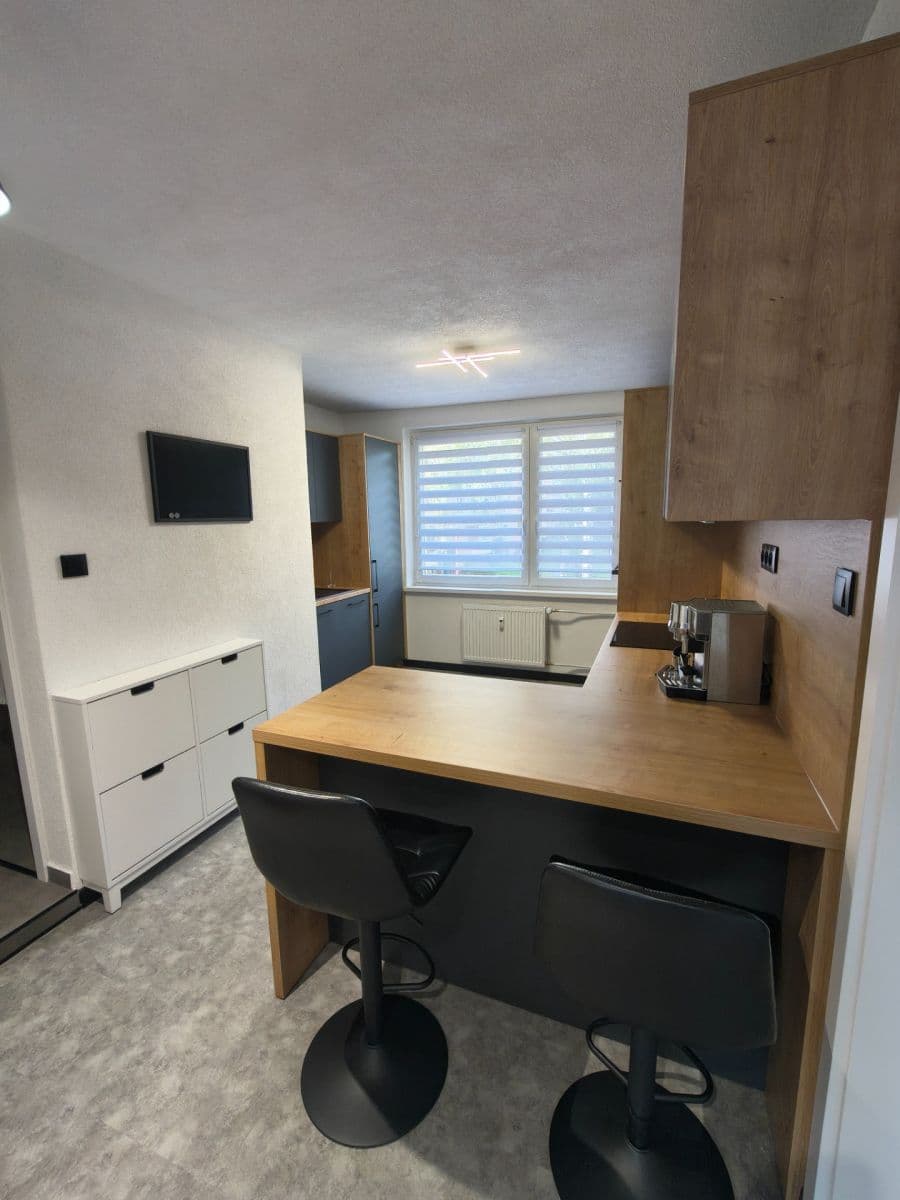 Pronájem bytu 3+1 66 m², Brezová, Spišská Nová Ves, Košický kraj Pronájem bytu 3+1 66 m², Brezová, Spišská Nová Ves, Košický kraj