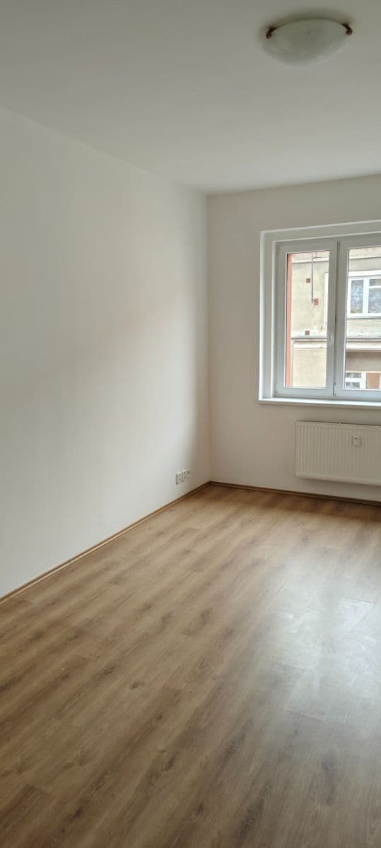 Pronájem bytu 1+1 49 m², Poupětova, Praha, Praha Pronájem bytu 1+1 49 m², Poupětova, Praha, Praha