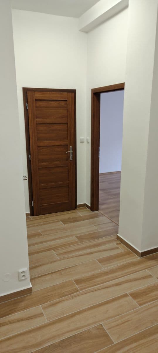 Pronájem bytu 1+1 49 m², Poupětova, Praha, Praha Pronájem bytu 1+1 49 m², Poupětova, Praha, Praha