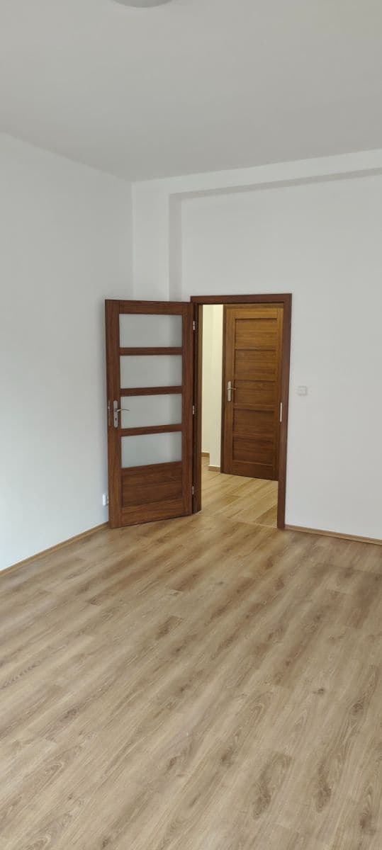 Pronájem bytu 1+1 49 m², Poupětova, Praha, Praha Pronájem bytu 1+1 49 m², Poupětova, Praha, Praha