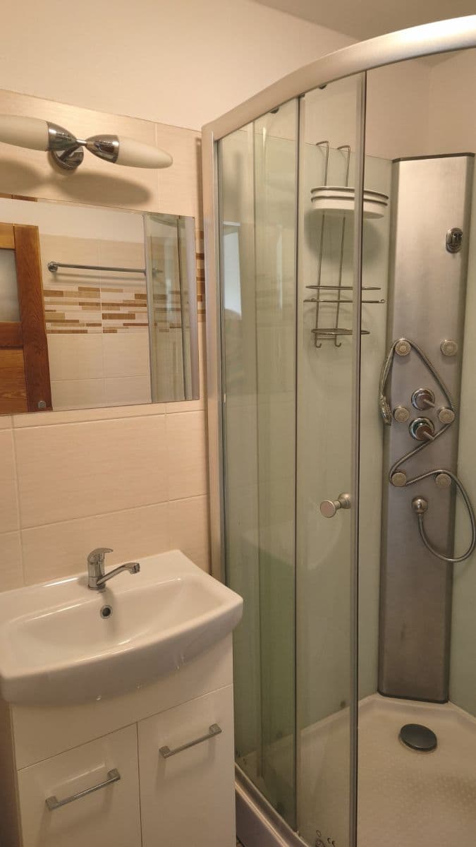 Pronájem bytu 3+kk 58 m², Pod Strání, Praha, Praha Pronájem bytu 3+kk 58 m², Pod Strání, Praha, Praha