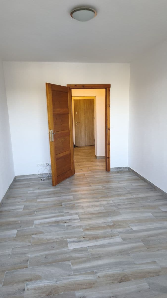 Pronájem bytu 3+kk 58 m², Pod Strání, Praha, Praha Pronájem bytu 3+kk 58 m², Pod Strání, Praha, Praha
