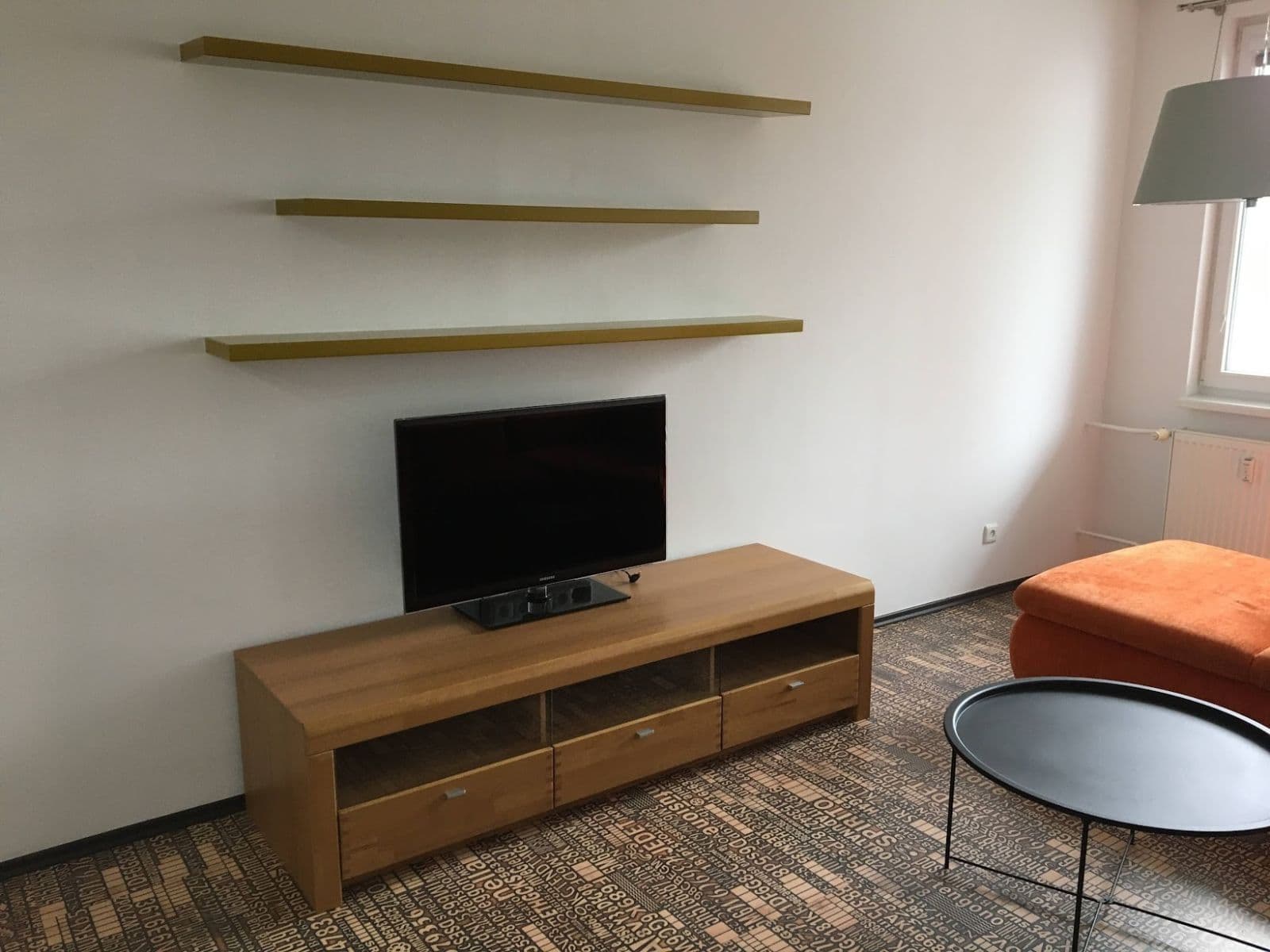 Pronájem bytu 2+kk 55 m², Zdeňka Štěpánka, Rakovník, Středočeský kraj Pronájem bytu 2+kk 55 m², Zdeňka Štěpánka, Rakovník, Středočeský kraj