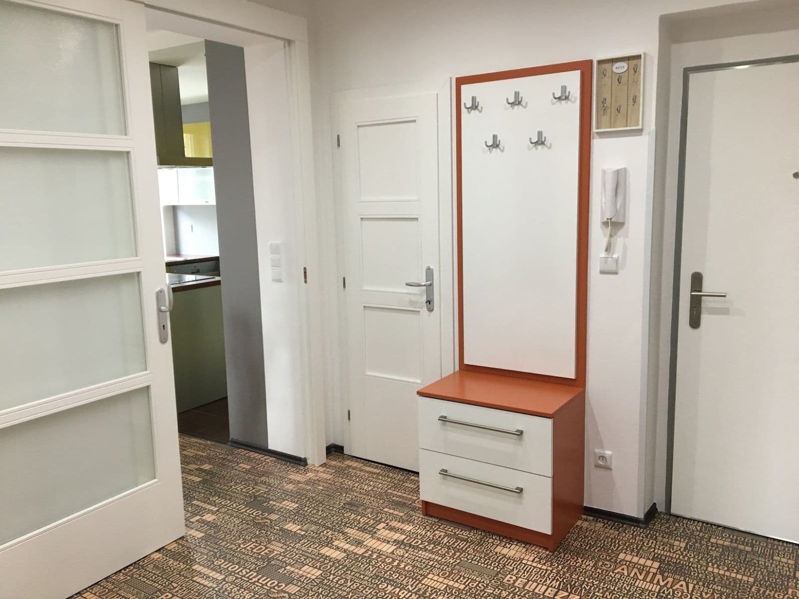 Pronájem bytu 2+kk 55 m², Zdeňka Štěpánka, Rakovník, Středočeský kraj Pronájem bytu 2+kk 55 m², Zdeňka Štěpánka, Rakovník, Středočeský kraj