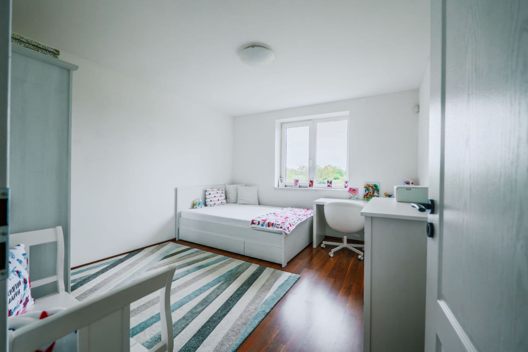 Prodej domu 200 m², pozemek 818 m², Plaňany, Středočeský kraj Prodej domu 200 m², pozemek 818 m², Plaňany, Středočeský kraj