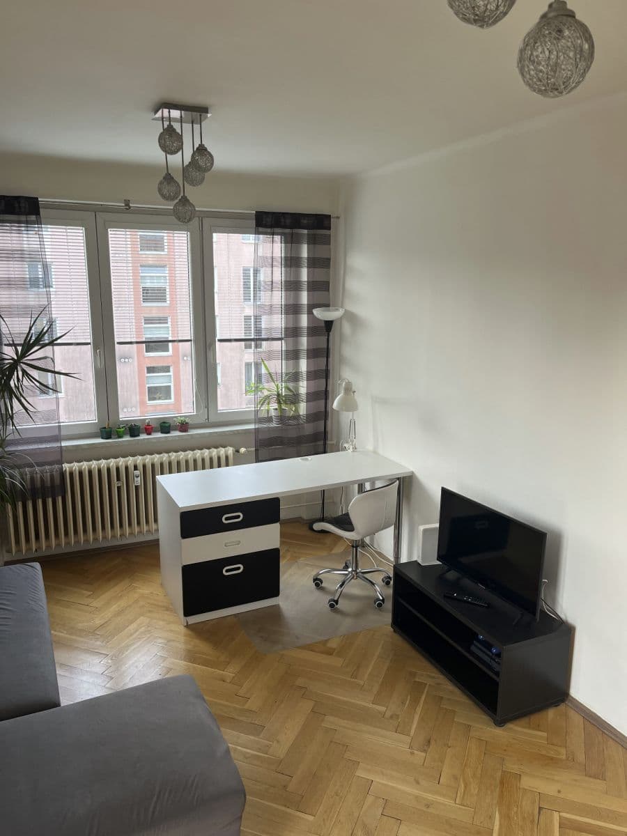 Pronájem bytu 2+1 51 m², Blatenská, Plzeň, Plzeňský kraj Pronájem bytu 2+1 51 m², Blatenská, Plzeň, Plzeňský kraj