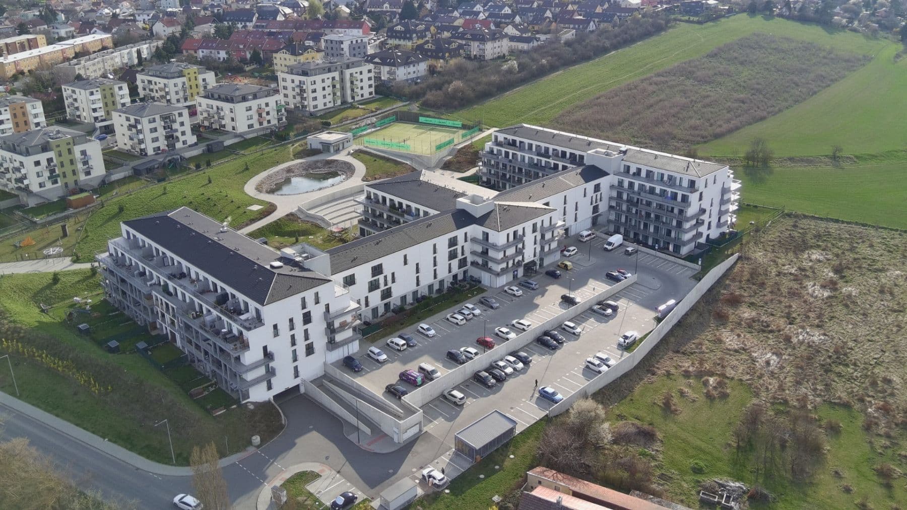 Pronájem bytu 2+kk 59 m², Velvarská, Horoměřice, Středočeský kraj Pronájem bytu 2+kk 59 m², Velvarská, Horoměřice, Středočeský kraj