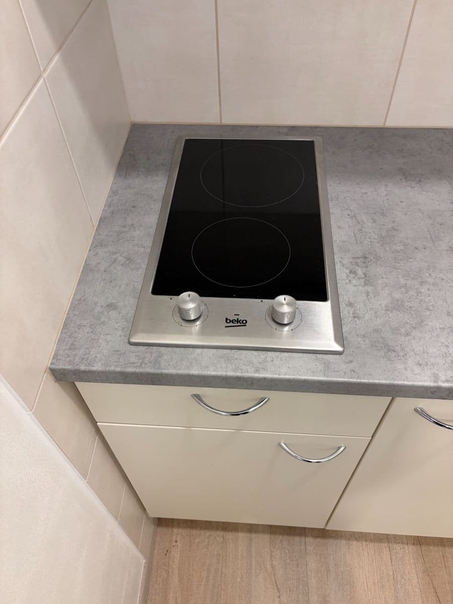 Pronájem bytu 1+kk 31 m², 5. května, Praha, Praha Pronájem bytu 1+kk 31 m², 5. května, Praha, Praha