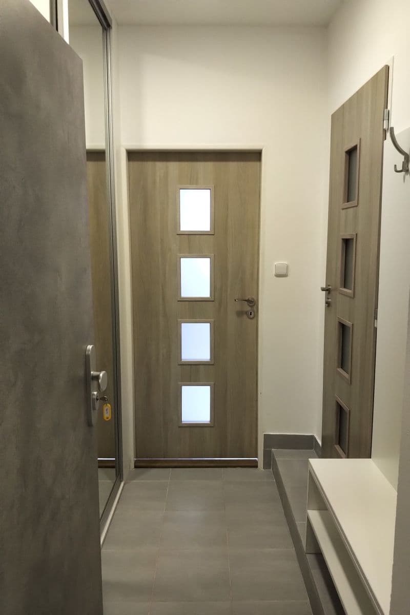 Pronájem bytu 1+kk 29 m², Široká, Říčany, Středočeský kraj Pronájem bytu 1+kk 29 m², Široká, Říčany, Středočeský kraj
