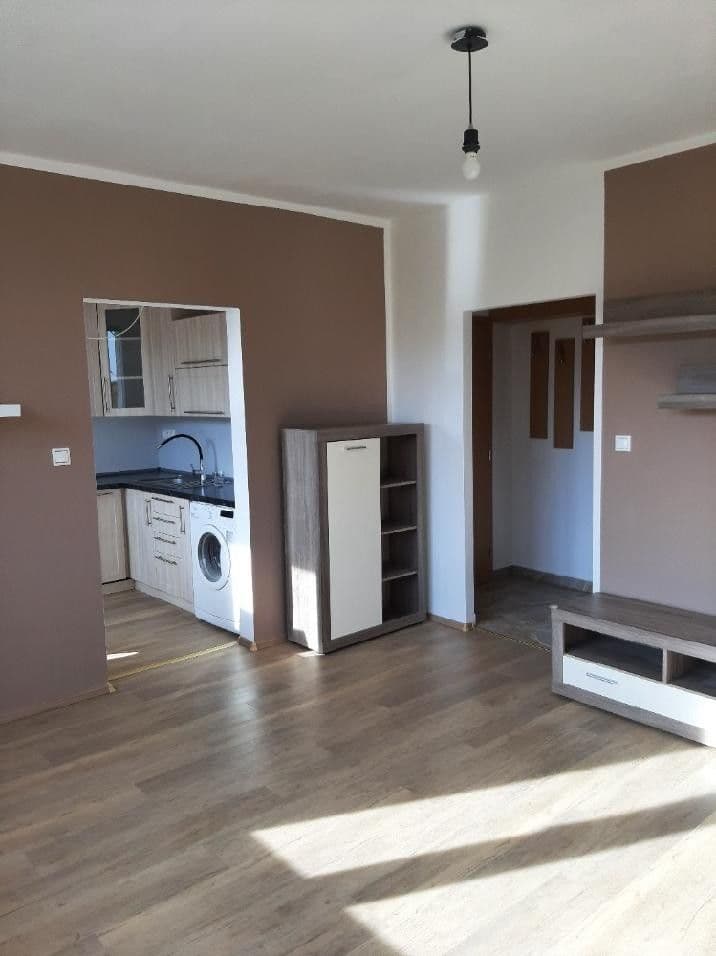 Pronájem bytu 2+1 44 m², Trnkova, Olomouc, Olomoucký kraj Pronájem bytu 2+1 44 m², Trnkova, Olomouc, Olomoucký kraj
