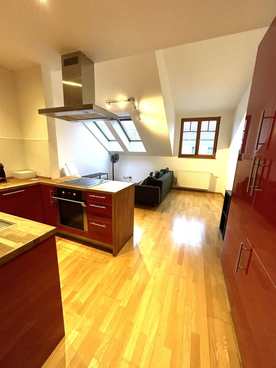 Prodej bytu 2+kk 45 m², Bořivojova, Praha, Praha Prodej bytu 2+kk 45 m², Bořivojova, Praha, Praha