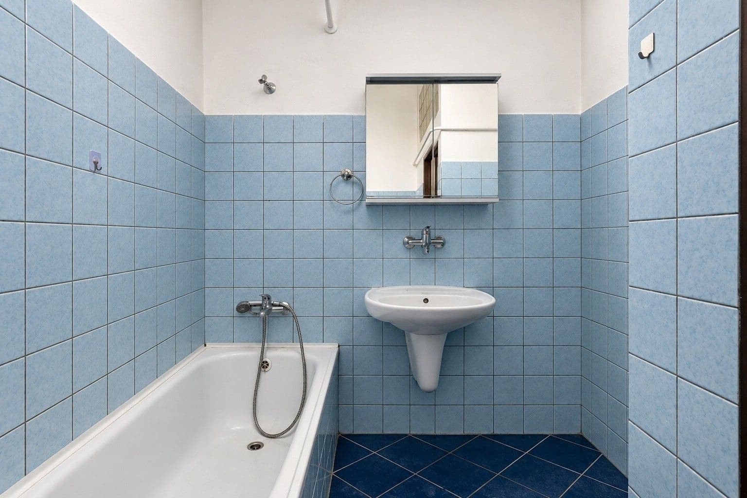 Prodej bytu 2+1 60 m², Přichystalova, Olomouc, Olomoucký kraj Prodej bytu 2+1 60 m², Přichystalova, Olomouc, Olomoucký kraj