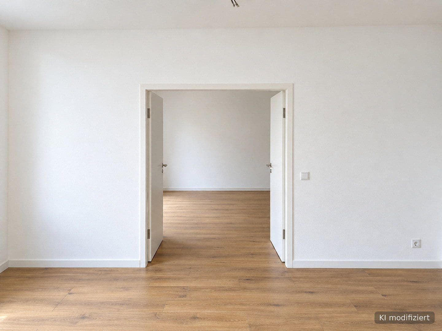 Pronájem bytu 4+1 118 m², Scheidter Straße 138, Saarbrücken, Země Sársko Pronájem bytu 4+1 118 m², Scheidter Straße 138, Saarbrücken, Země Sársko