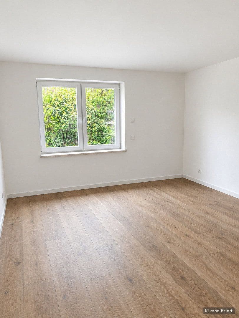 Pronájem bytu 4+1 118 m², Scheidter Straße 138, Saarbrücken, Země Sársko Pronájem bytu 4+1 118 m², Scheidter Straße 138, Saarbrücken, Země Sársko