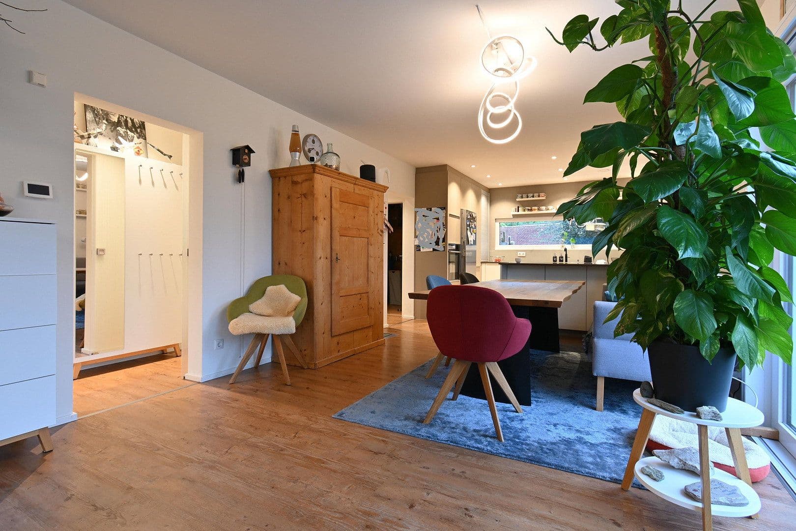 Prodej domu 180 m², pozemek 493 m², Ballrechten-Dottingen, Bádensko-Württembersko Prodej domu 180 m², pozemek 493 m², Ballrechten-Dottingen, Bádensko-Württembersko